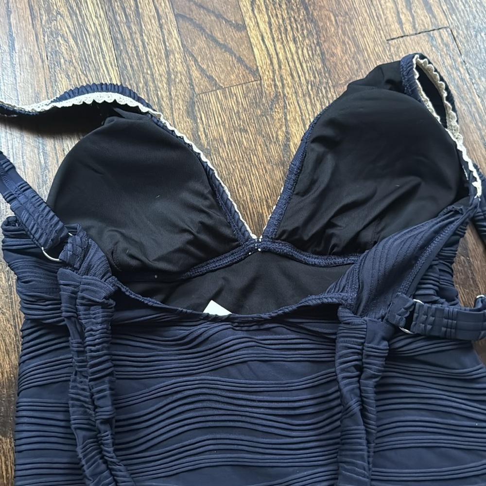 Cupshe Navy Textured Camisole with Cream Trim - Picture 11 of 12